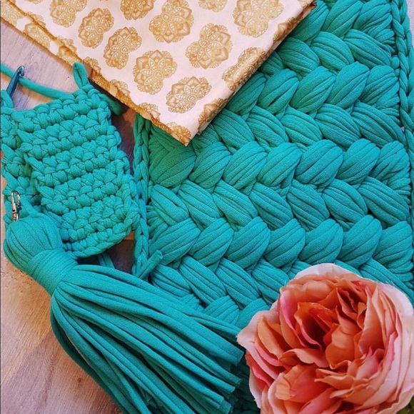 Meet your Posher,Flaviennefazy the handmade seller - Picture 3 of 5